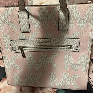 Michael Kors Pink Elegant Tote